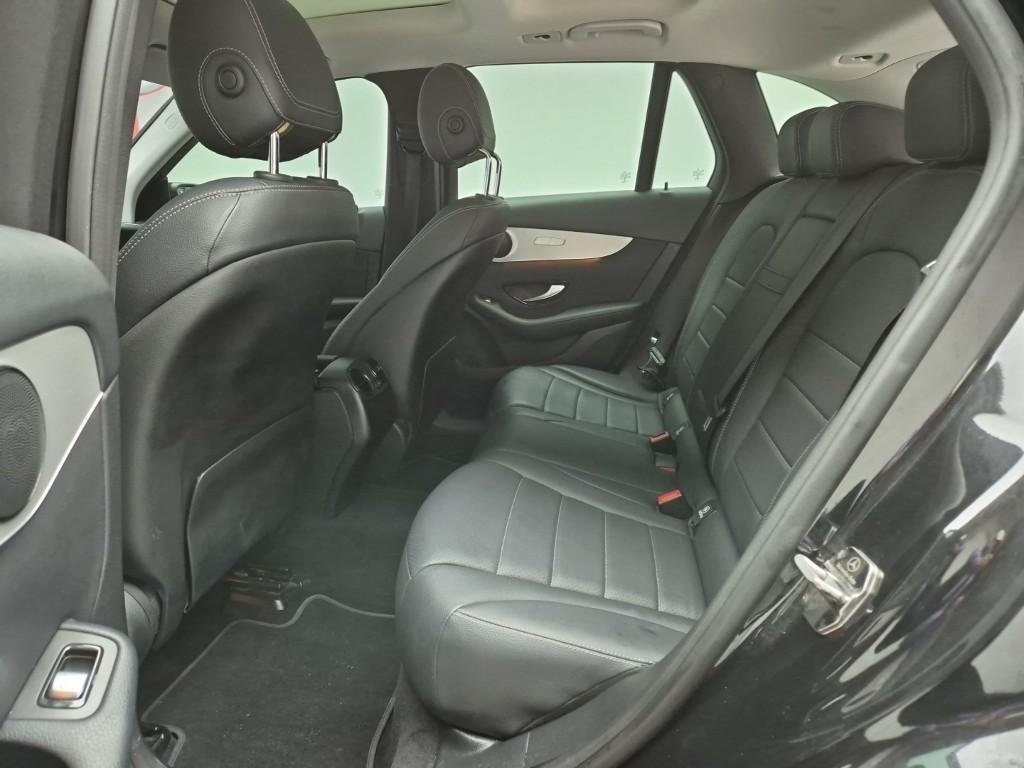 Mercedes Benz GLC Class - Vista 12