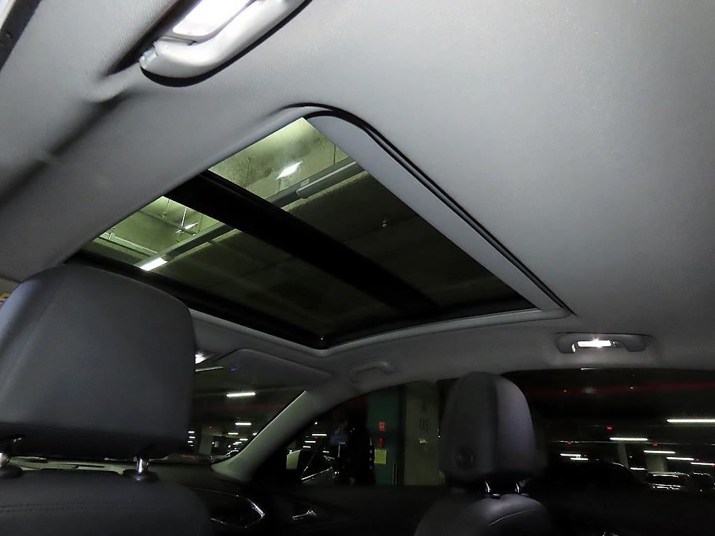 Chevrolet Malibu 2019 Blanco - Importación desde Corea - HF Imports Iquique - Foto 17