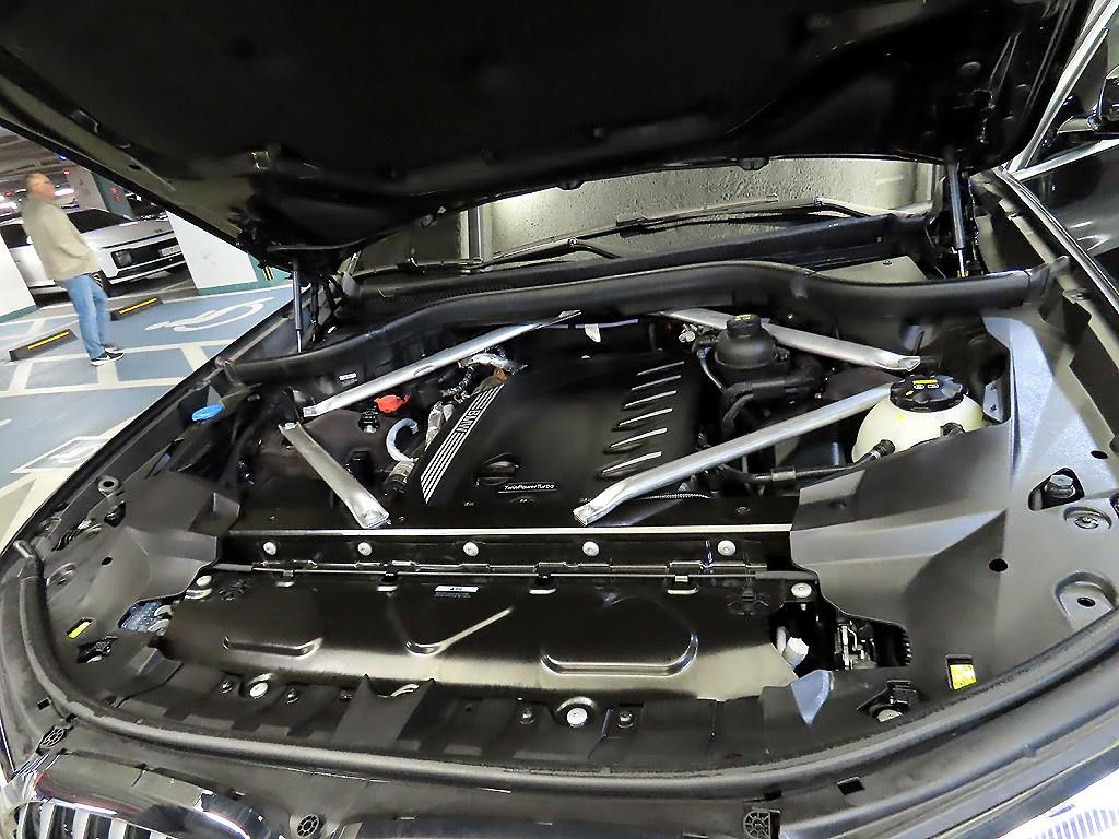 BMW X7 2021 Negro - Importación desde Corea - HF Imports Iquique - Foto 19