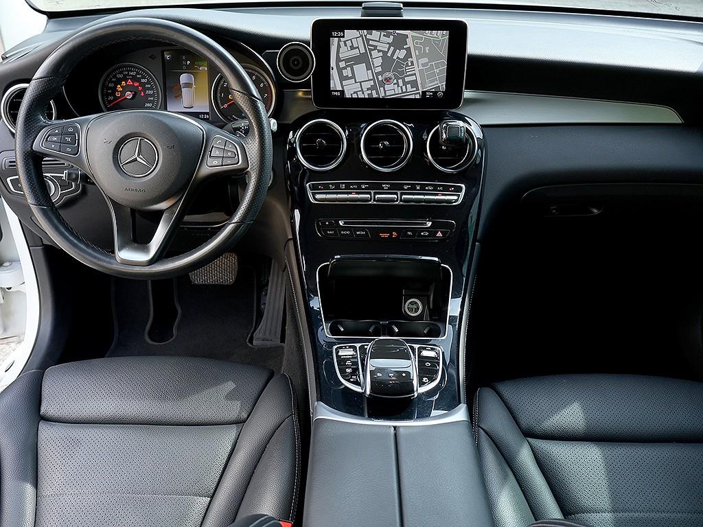 Mercedes Benz GLC Class - Vista 9