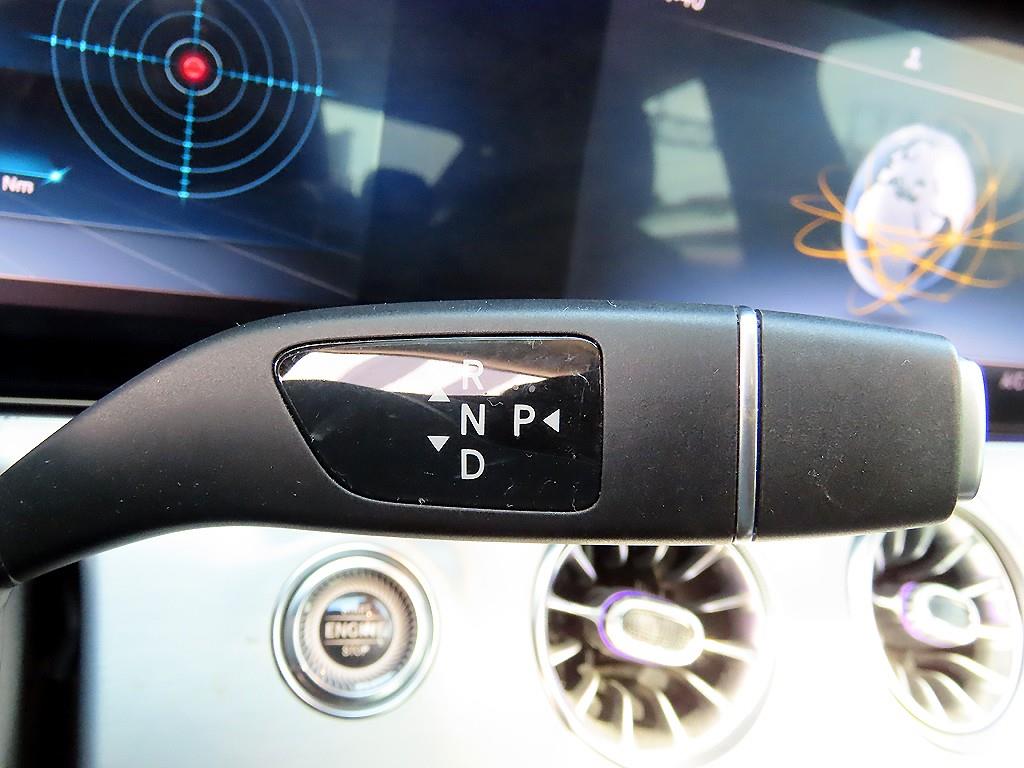 Mercedes Benz CLS Class - Vista 11