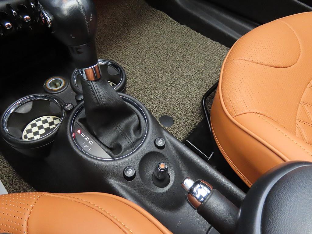 Mini Cooper Convertible - Vista 8