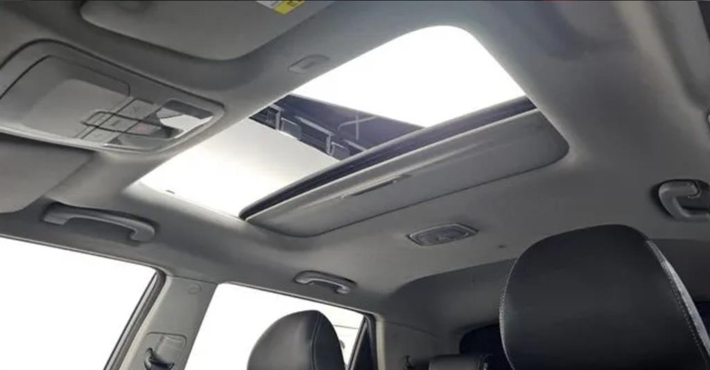 Ssangyong Tivoli - Vista 6