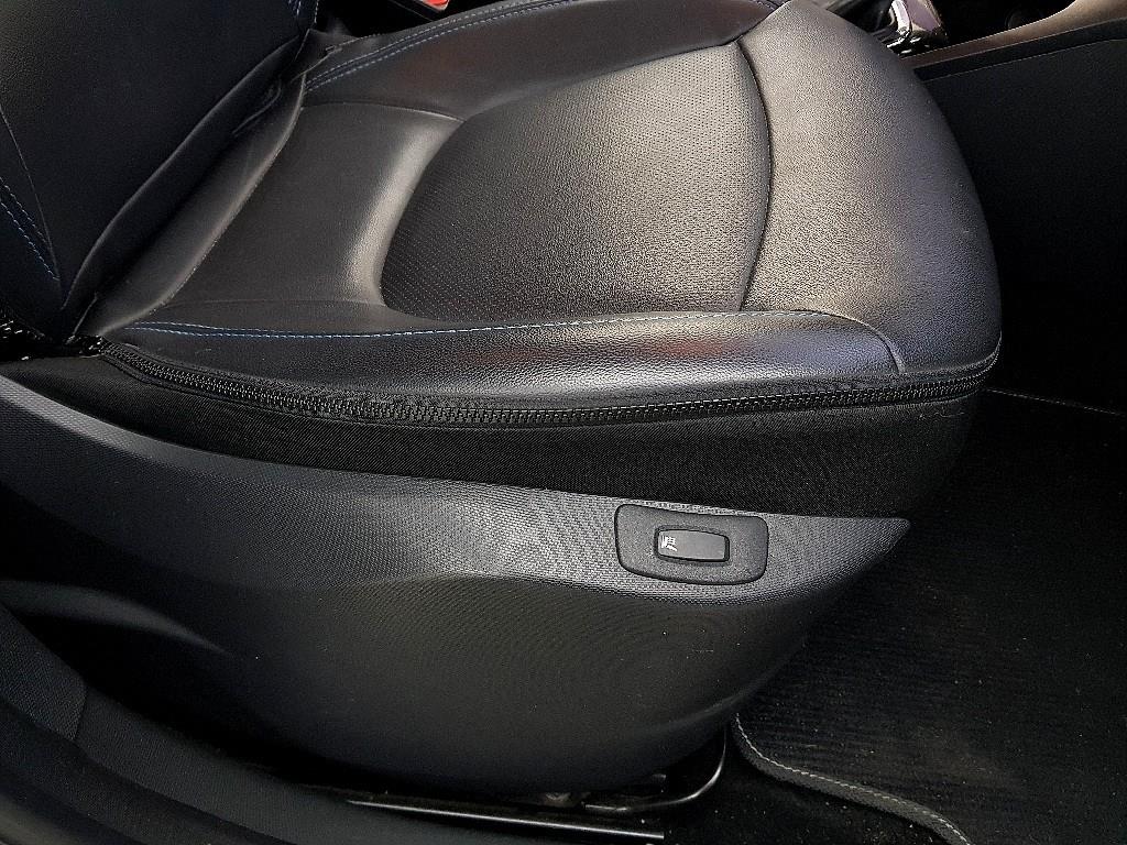 SAMSUNG QM3 - Vista 9