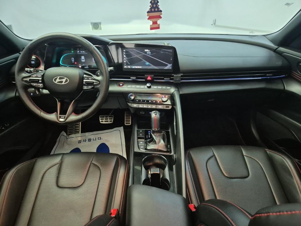 HYUNDAI Avante - Vista 7