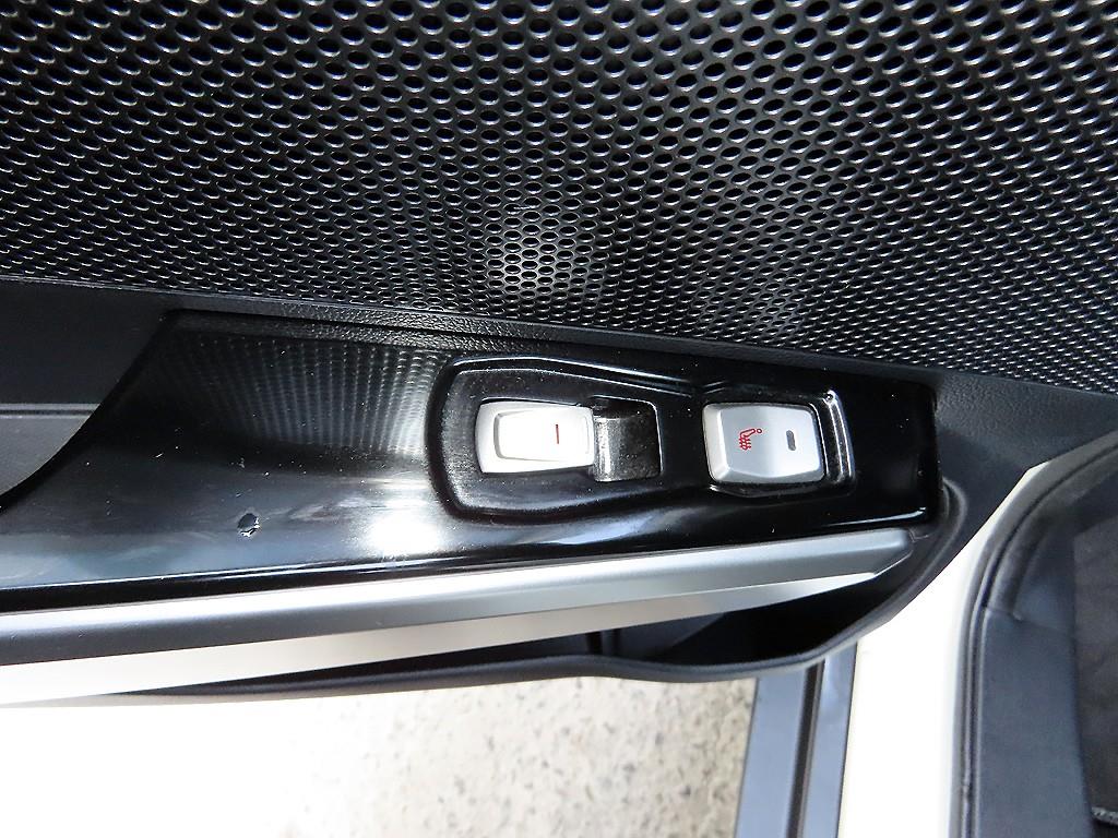 Ssangyong Tivoli 2016 Blanco - Importación desde Corea - HF Imports Iquique - Foto 17