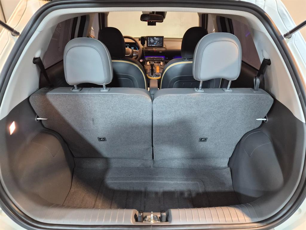 HYUNDAI Casper - Vista 5