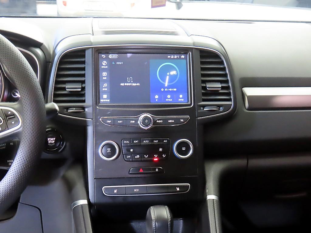 SAMSUNG QM6 - Vista 11