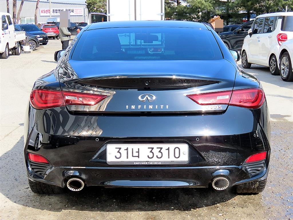 Infiniti Q - Vista 4