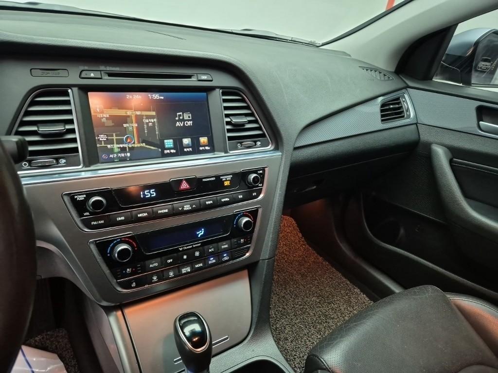 HYUNDAI Sonata - Vista 10