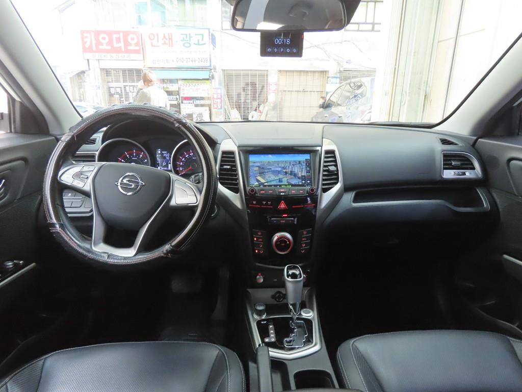 Ssangyong Tivoli - Vista 7