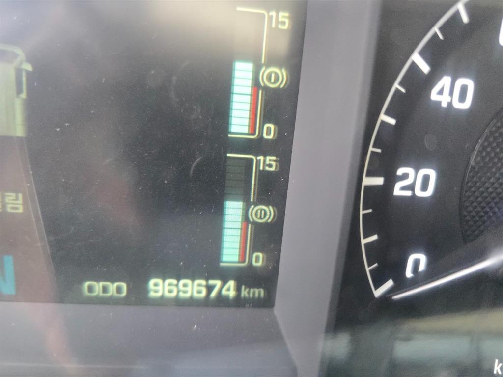 medium and large cargo Cargo 2014 Blanco - Importación desde Corea - HF Imports Iquique - Foto 16