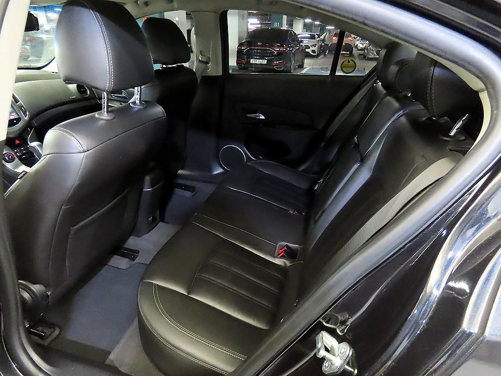 Chevrolet Cruise - Vista 7