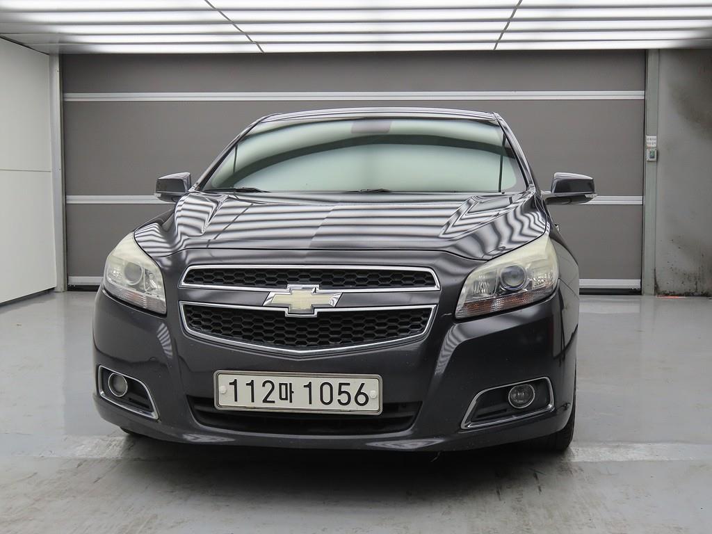 Chevrolet Malibu - Vista 2