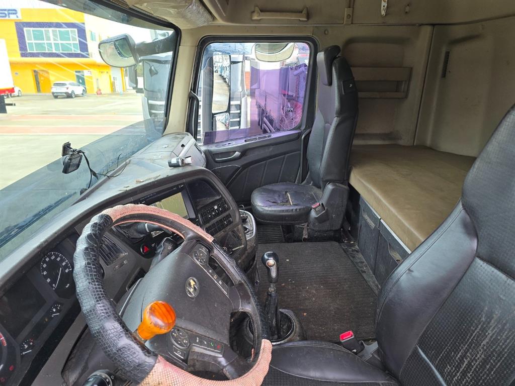 medium and large cargo Cargo - Vista 10