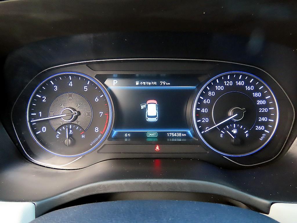 HYUNDAI Palisade - Vista 10