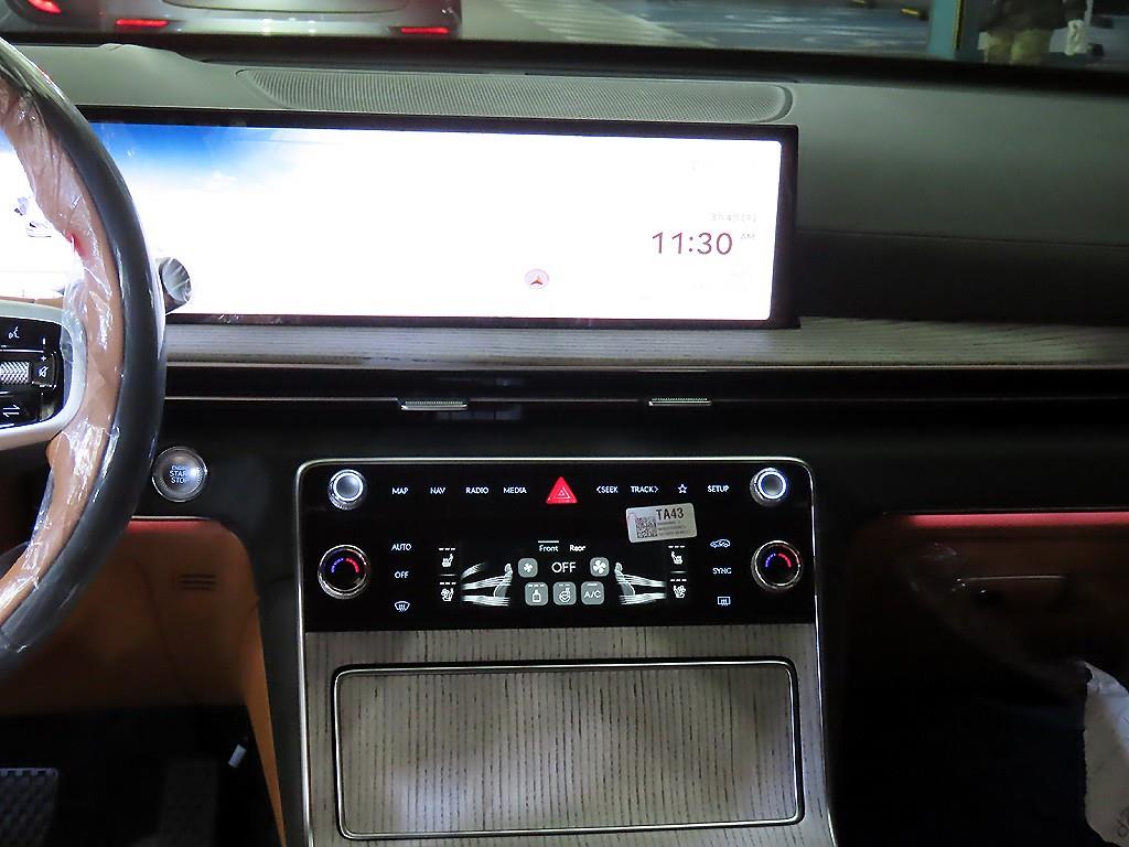 Genesis GV80 - Vista 11