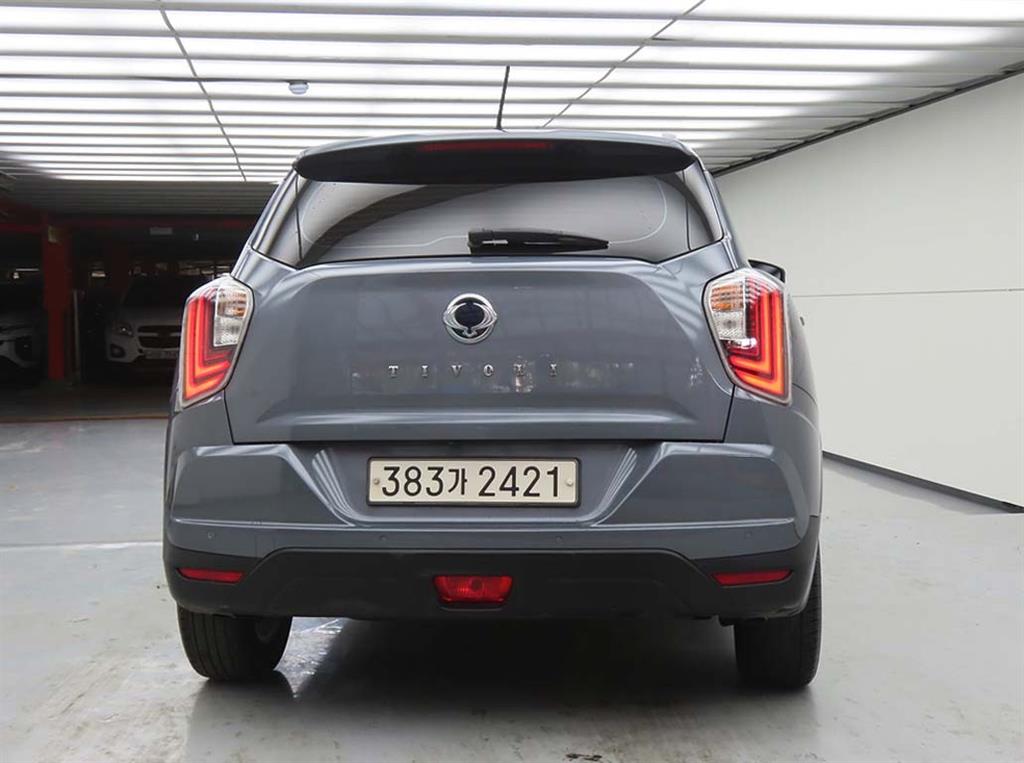 Ssangyong Tivoli - Vista 3