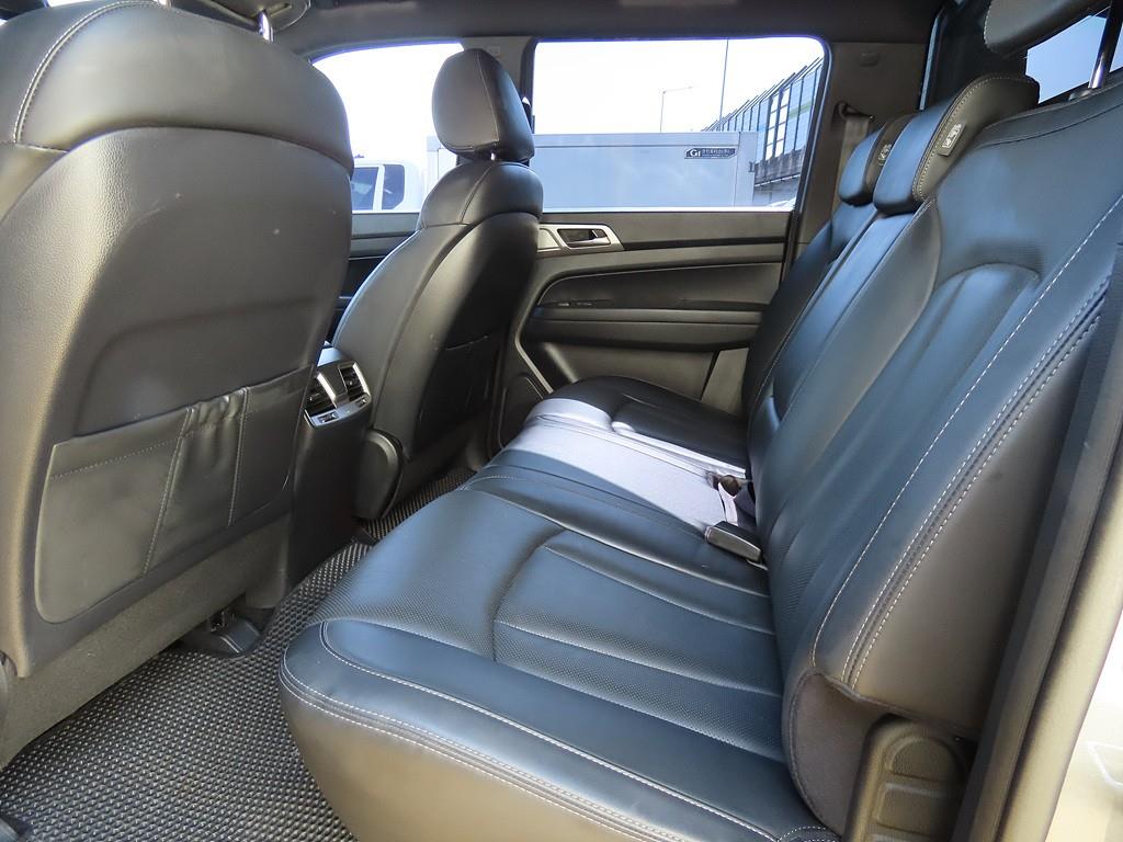 Ssangyong Rexton - Vista 6