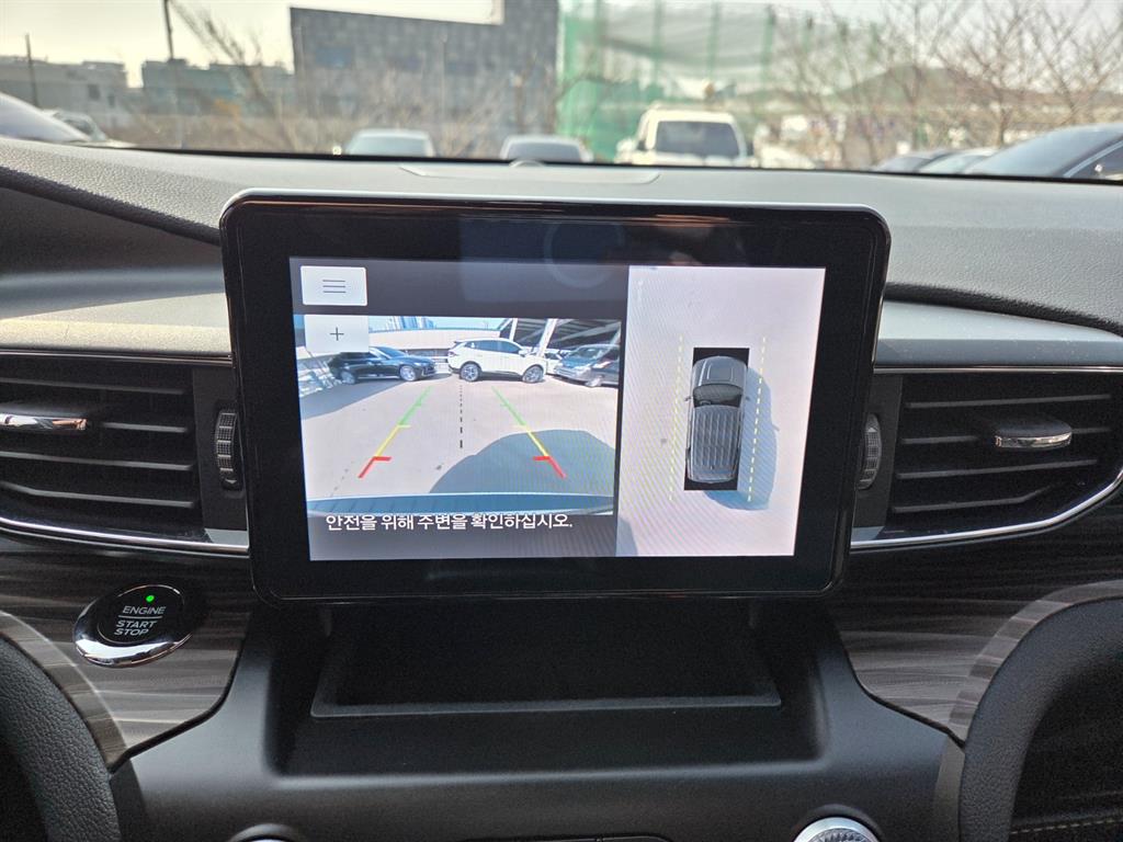 Ford Explorer - Vista 10