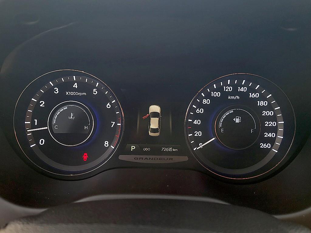 HYUNDAI Grandeur - Vista 9