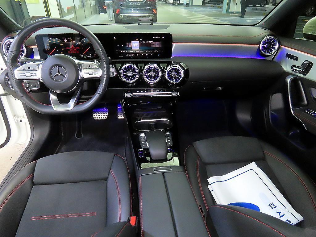 Mercedes Benz CLA Class - Vista 10