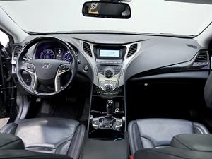 HYUNDAI Grandeur - Vista 10