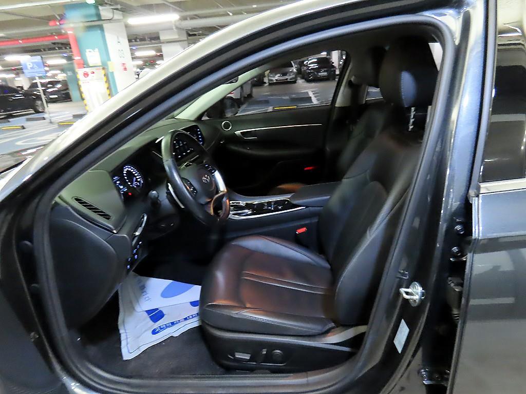 HYUNDAI Sonata - Vista 6