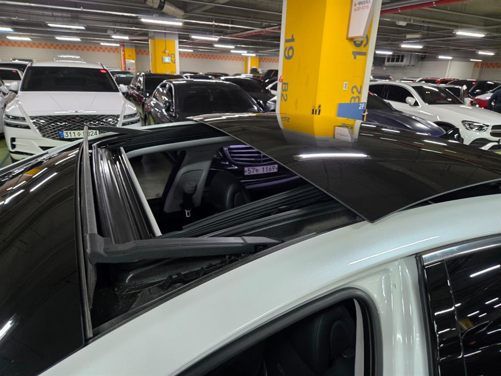 HYUNDAI Grandeur 2015 Blanco - Importación desde Corea - HF Imports Iquique - Foto 17