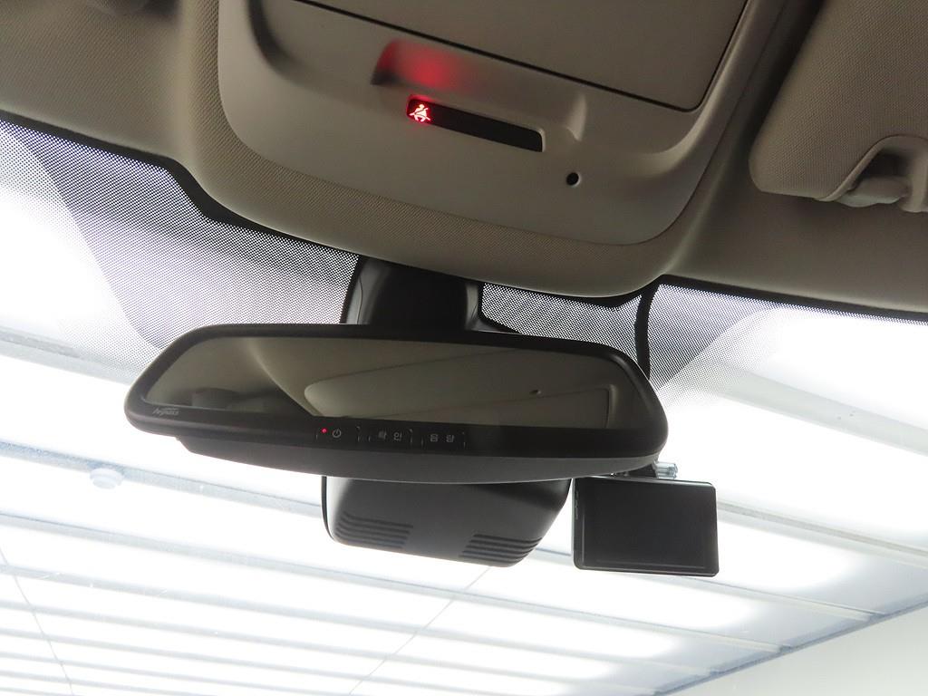 SAMSUNG QM6 - Vista 12