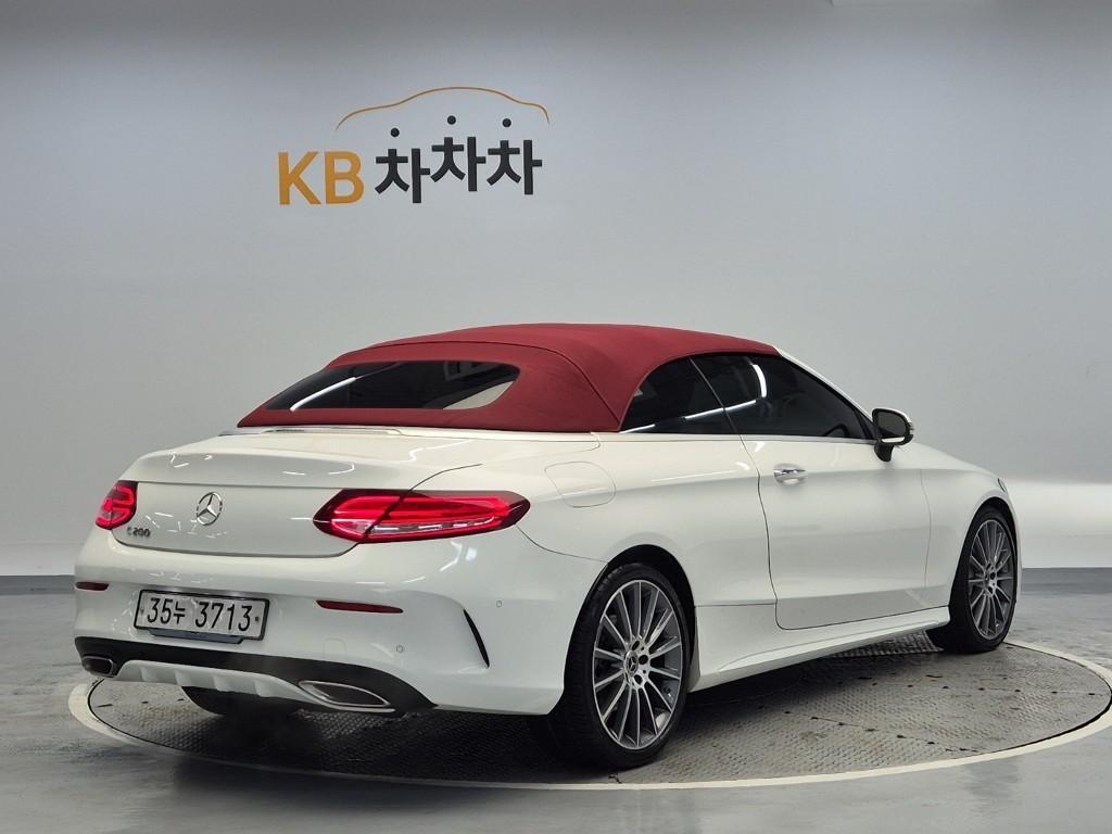 Mercedes Benz C Class - Vista 3