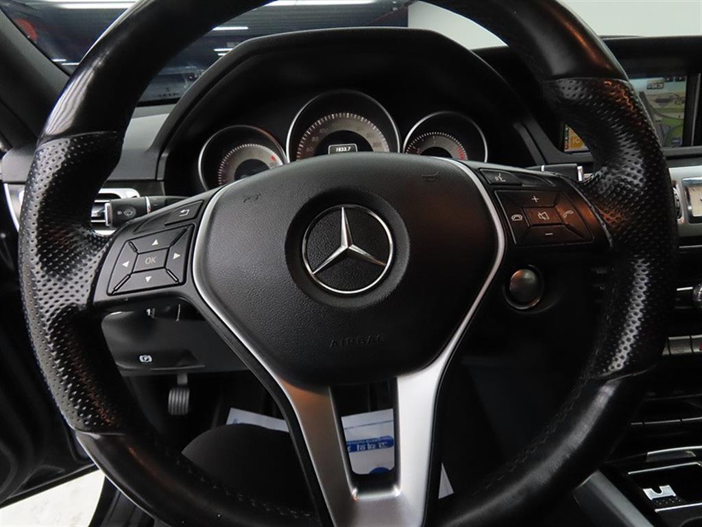 Mercedes Benz E class - Vista 8