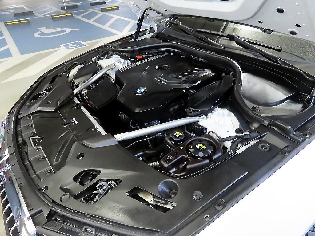 BMW 5 Series 2022 Blanco - Importación desde Corea - HF Imports Iquique - Foto 19