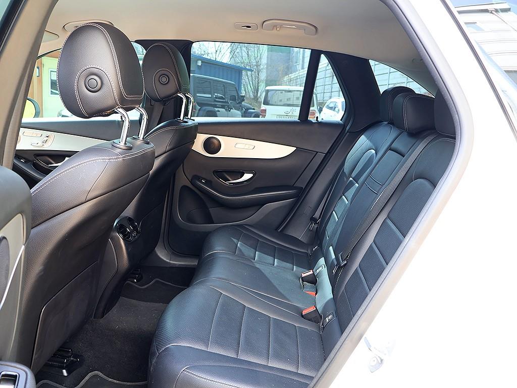 Mercedes Benz GLC Class 2019 Blanco - Importación desde Corea - HF Imports Iquique - Foto 12