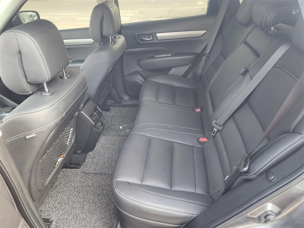 SAMSUNG QM6 - Vista 8