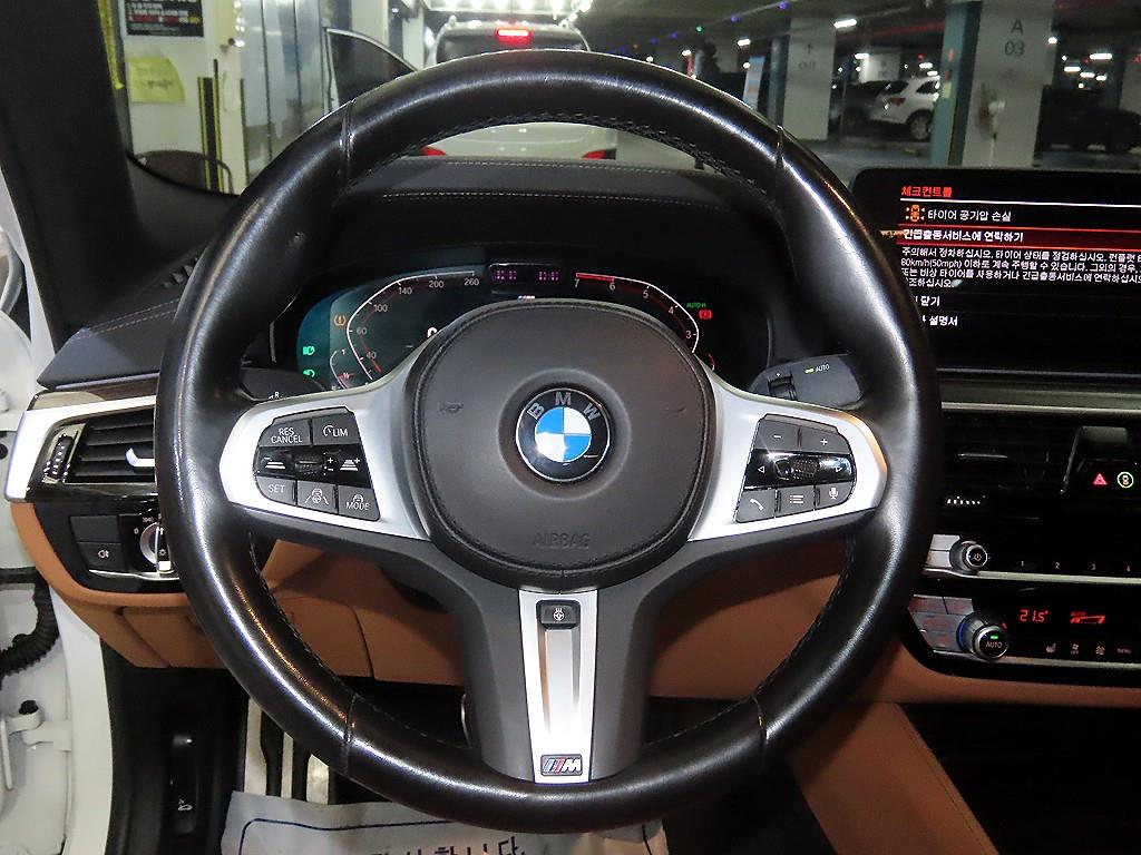 BMW 5 Series - Vista 8