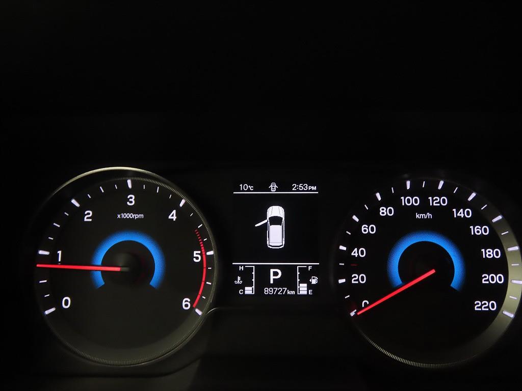 Ssangyong Tivoli - Vista 9