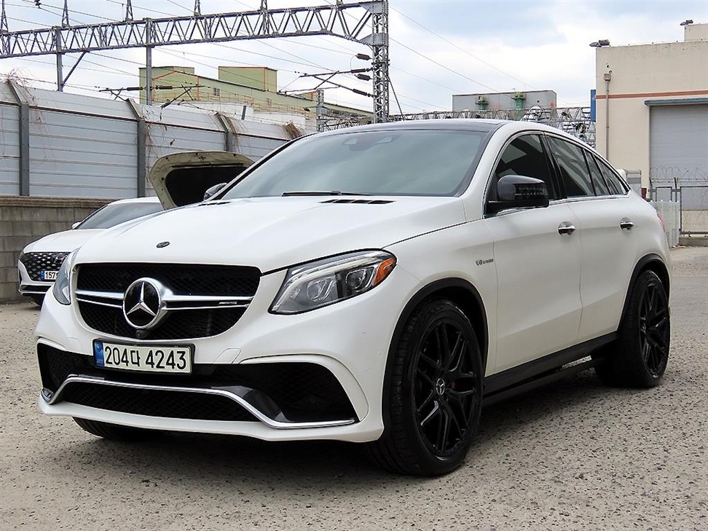 Mercedes Benz GLE Class - Vista 2