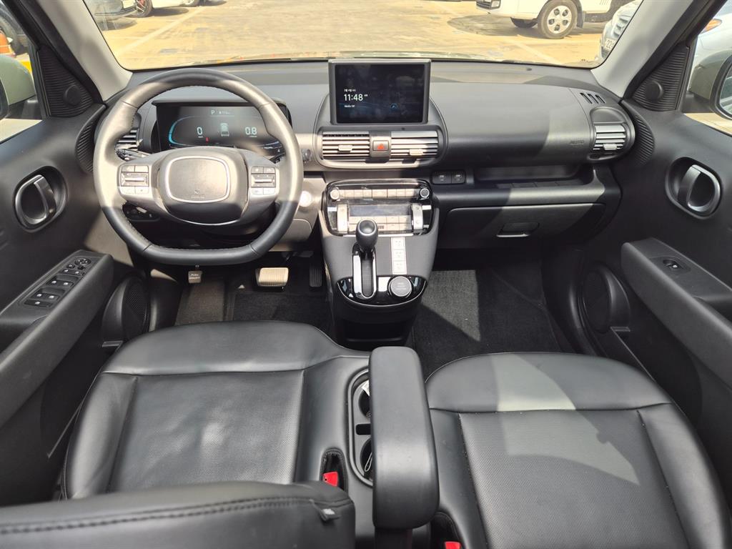 HYUNDAI Casper - Vista 8