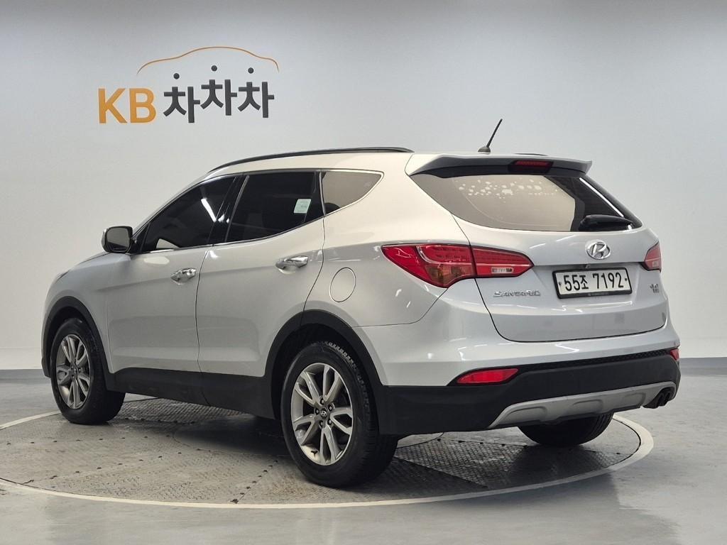 HYUNDAI Santa Fe - Vista 2