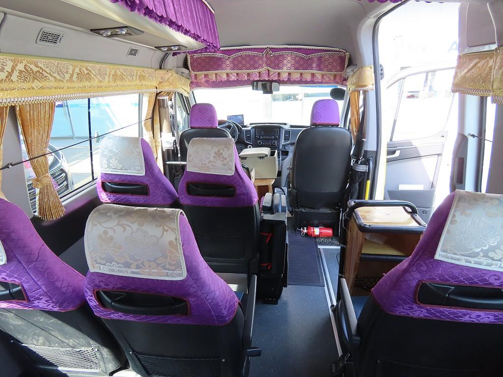 HYUNDAI Solati - Vista 9