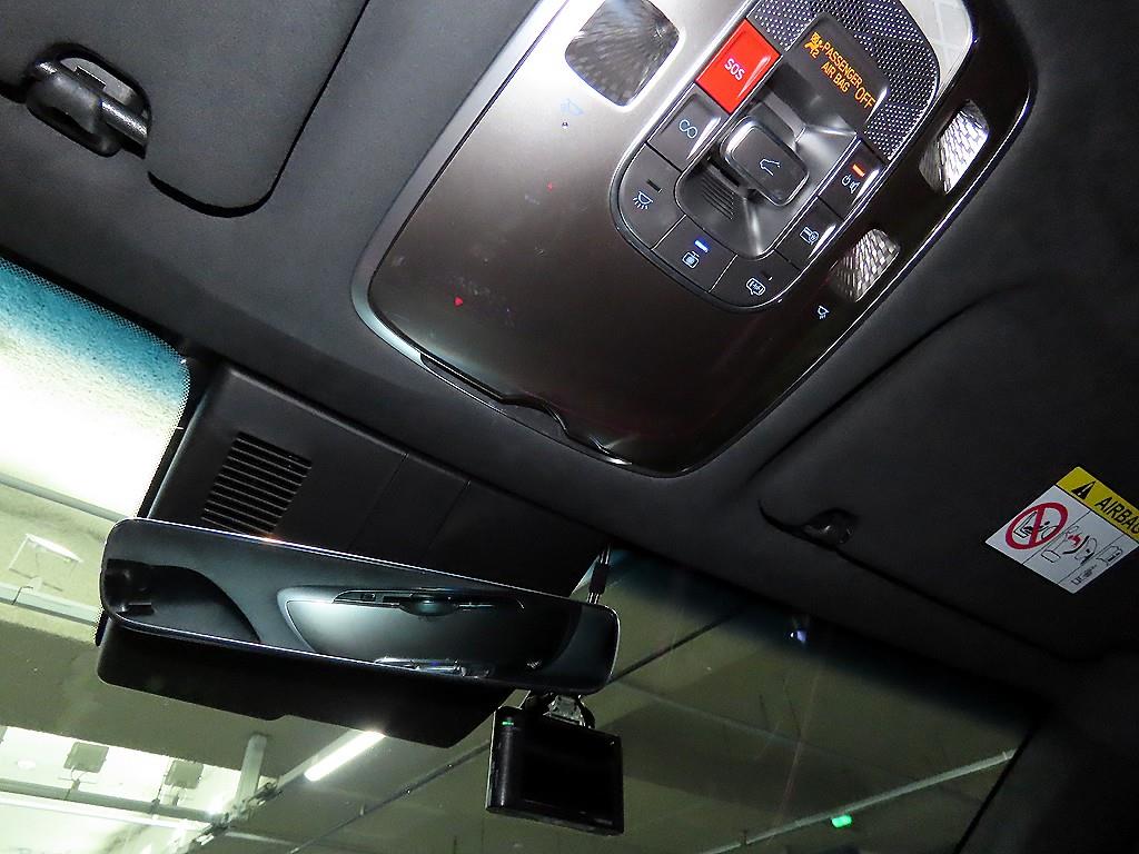 Genesis GV70 2025 Blanco - Importación desde Corea - HF Imports Iquique - Foto 13