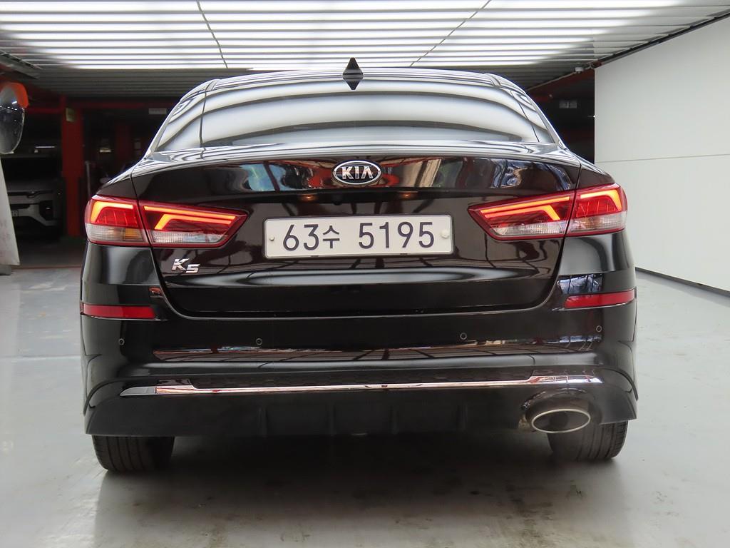KIA K5 - Vista 3