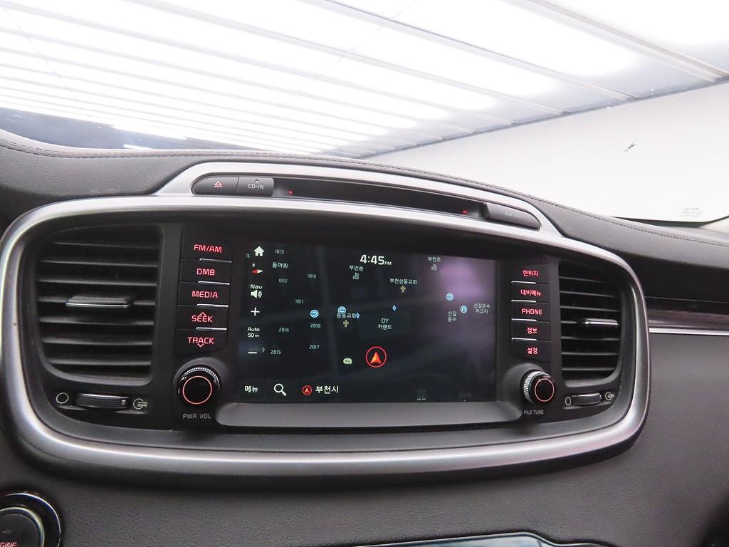 KIA Sorento - Vista 12