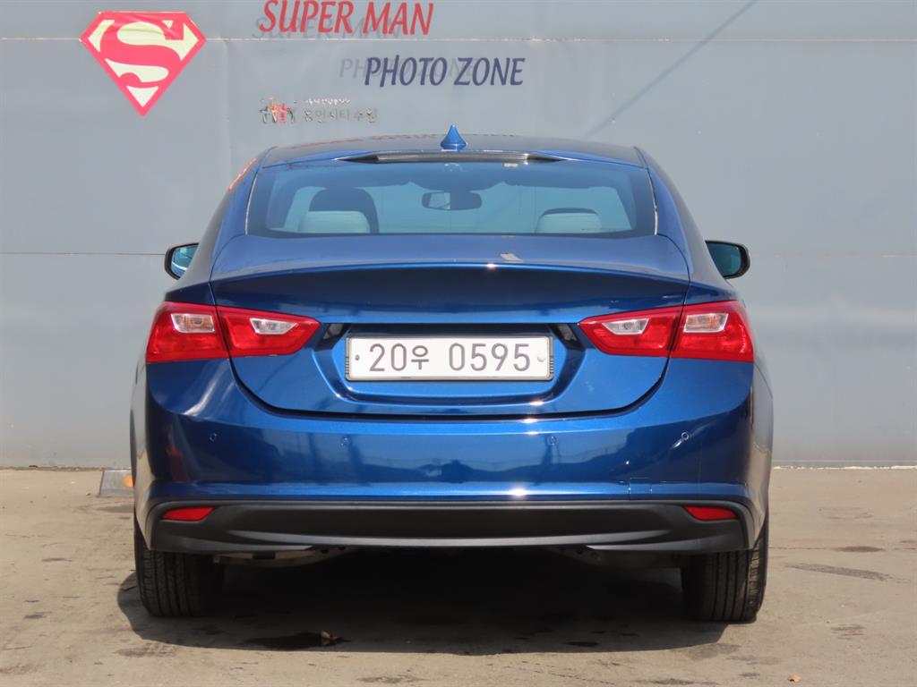 Chevrolet Malibu - Vista 5