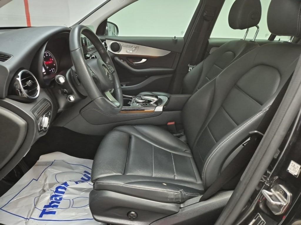 Mercedes Benz GLC Class - Vista 11