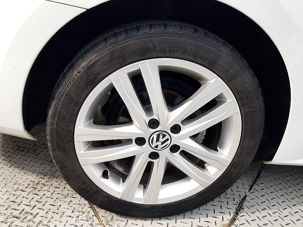 Volkswagen Jetta 2015 Blanco - Importación desde Corea - HF Imports Iquique - Foto 20