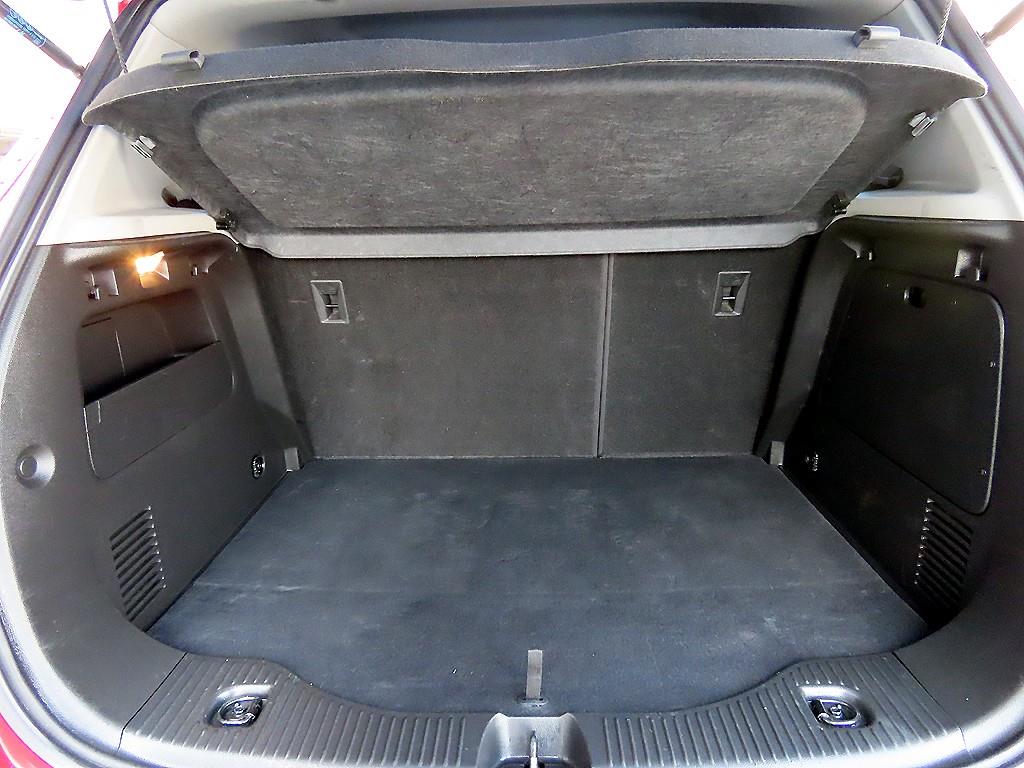 Chevrolet Trax 2018 Rojo - Importación desde Corea - HF Imports Iquique - Foto 17