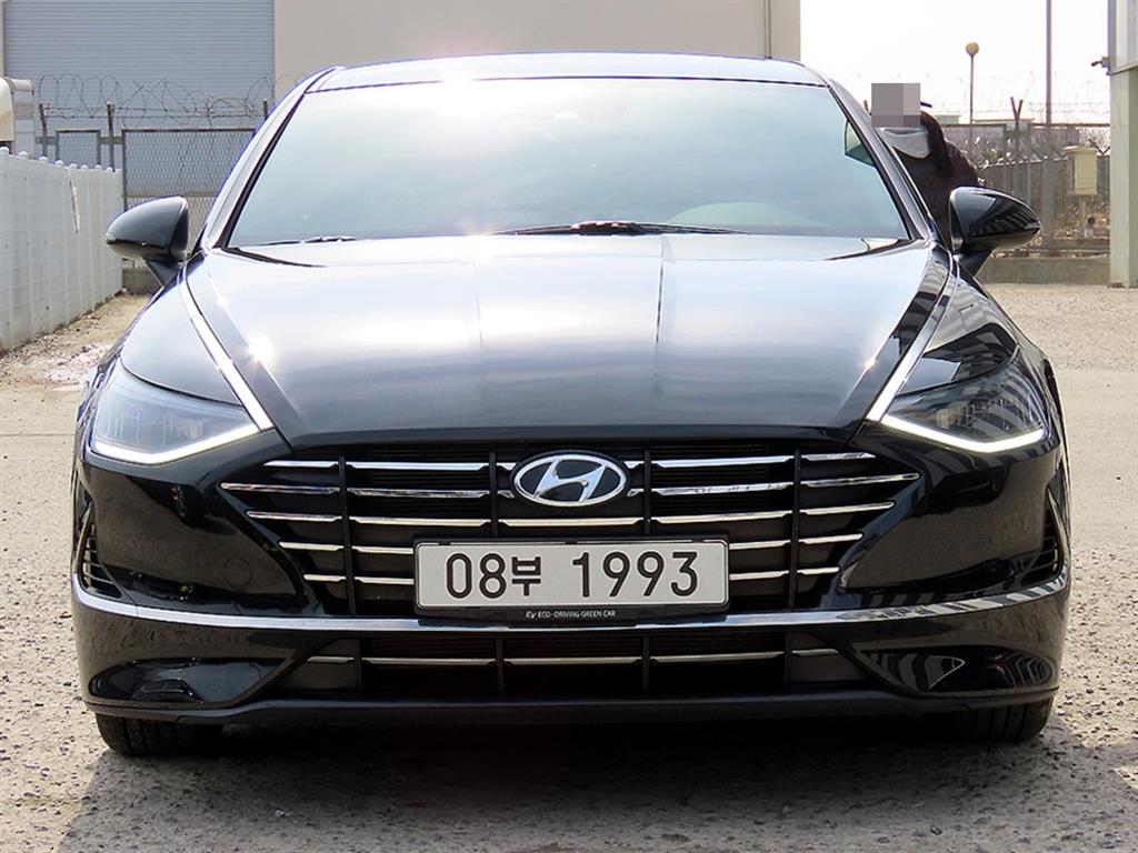 HYUNDAI Sonata 2020 Negro - Importación desde Corea - HF Imports Iquique - Foto 1