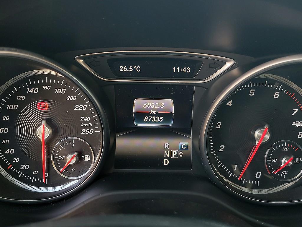 Mercedes Benz CLA Class - Vista 9